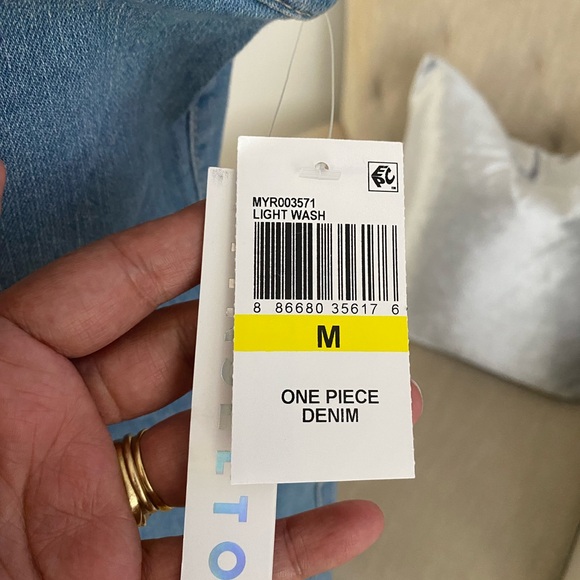 TINSEL TOWN JUNIOR’S BELTED CARGO DENIM JUMPSUIT SIZE: M - Picture 11 of 14